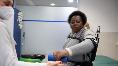 Un exoesqueleto industrial puede cambiar la vida de personas con hemiparesia