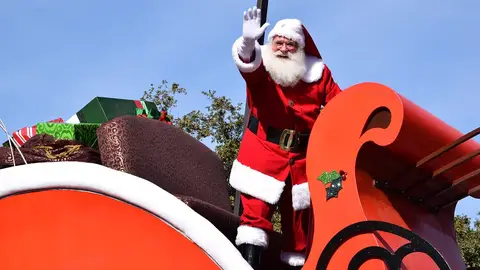 Papá Noel en un desfile Papá Noel en un desfile