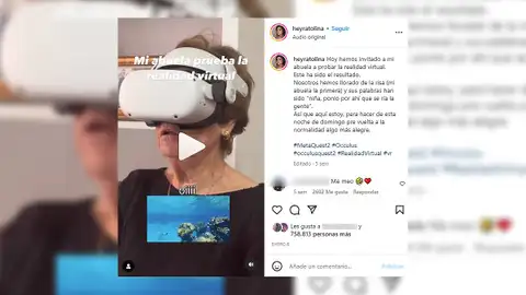 "Hemos llorado de la risa" esta abuela prueba la Realidad Virtual por primera vez y así ha sido su reacción "Hemos llorado de la risa" esta abuela prueba la Realidad Virtual por primera vez y así ha sido su reacción