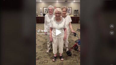 El detalle de Rihanna y Jay-Z con una residencia de ancianos que imitó en TikTok el baile de la artista en la Super Bowl