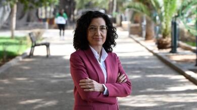 La presidenta de Cruz Roja aboga por desinstitucionalizar la atención a las personas