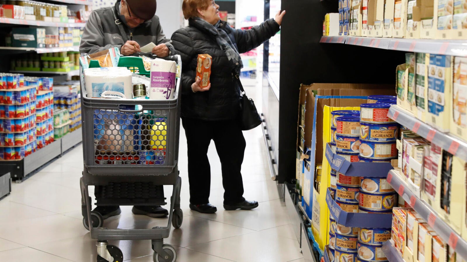 Así funciona la tarjeta +65 de Carrefour que ofrece descuentos para mayores