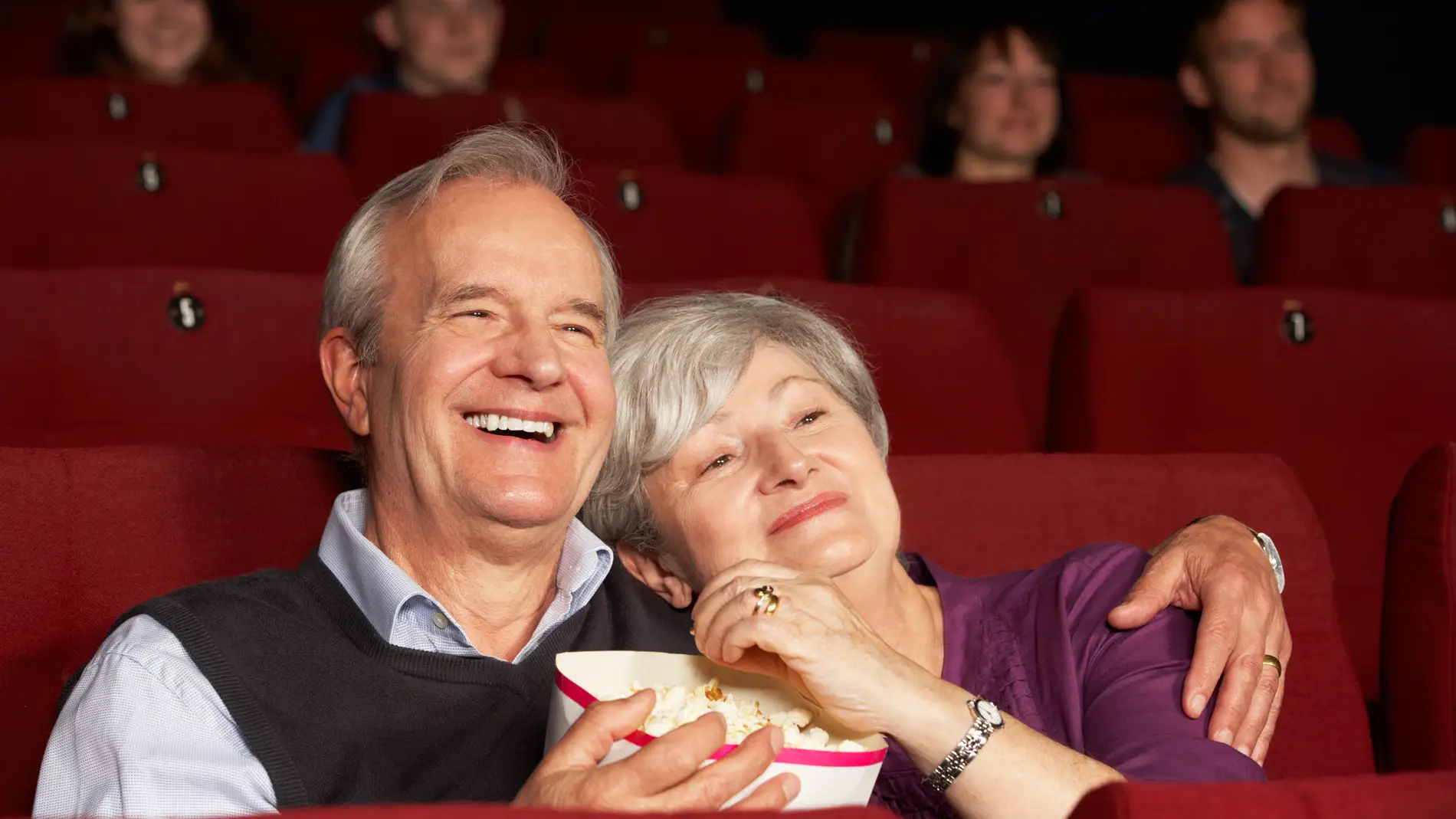 Personas mayores en el cine