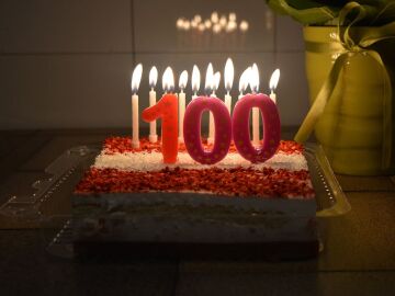 100 a&ntilde;os tarta