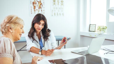 Si tienes más de 65 años y eres mujer deberías hacerte la prueba del VPH