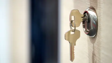 Cerradura puerta de casa Cerradura puerta de casa