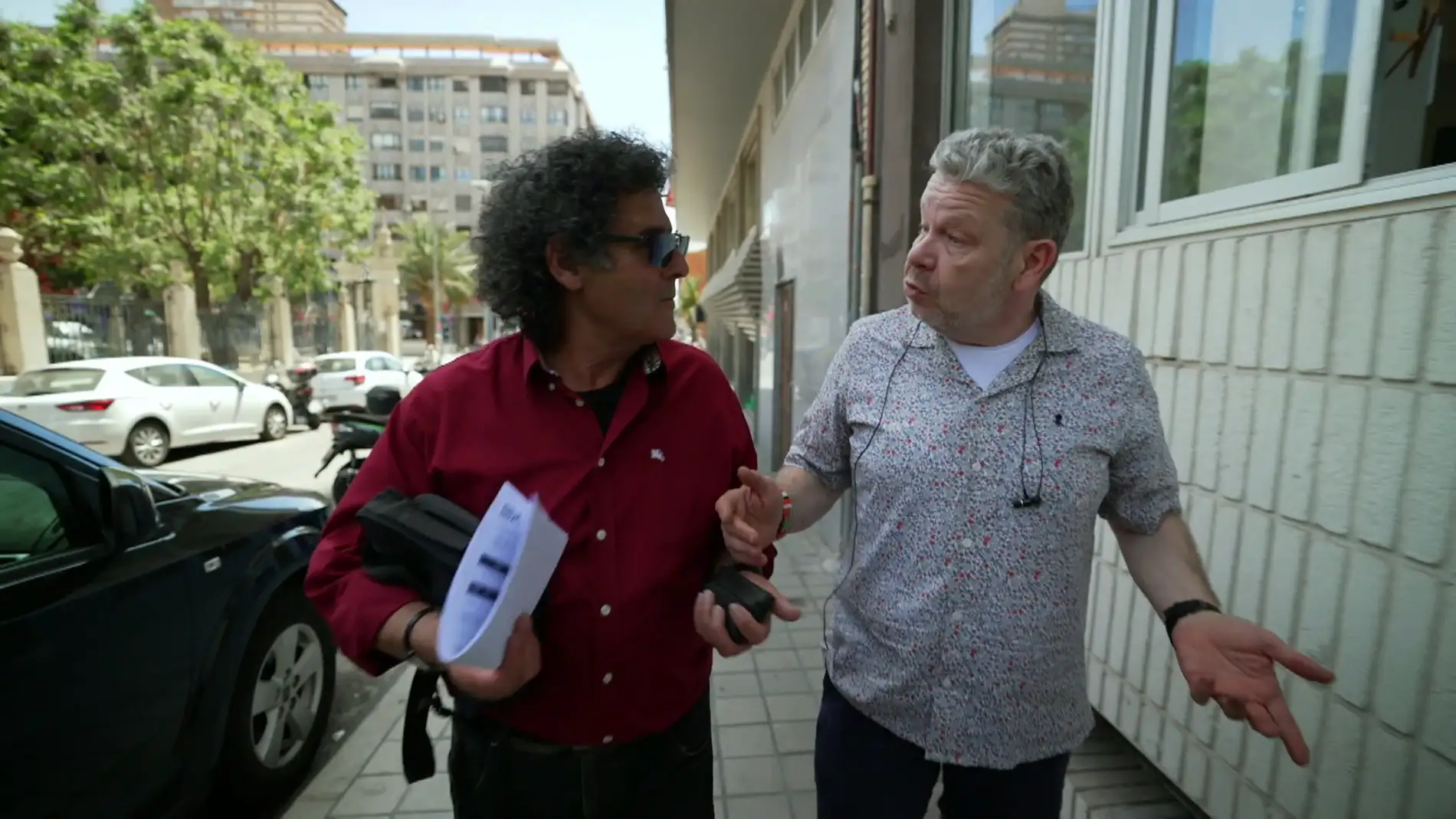 Alberto Chicote y Paco Ortega en el especial Hablando en plata: Ciudadanos de segunda