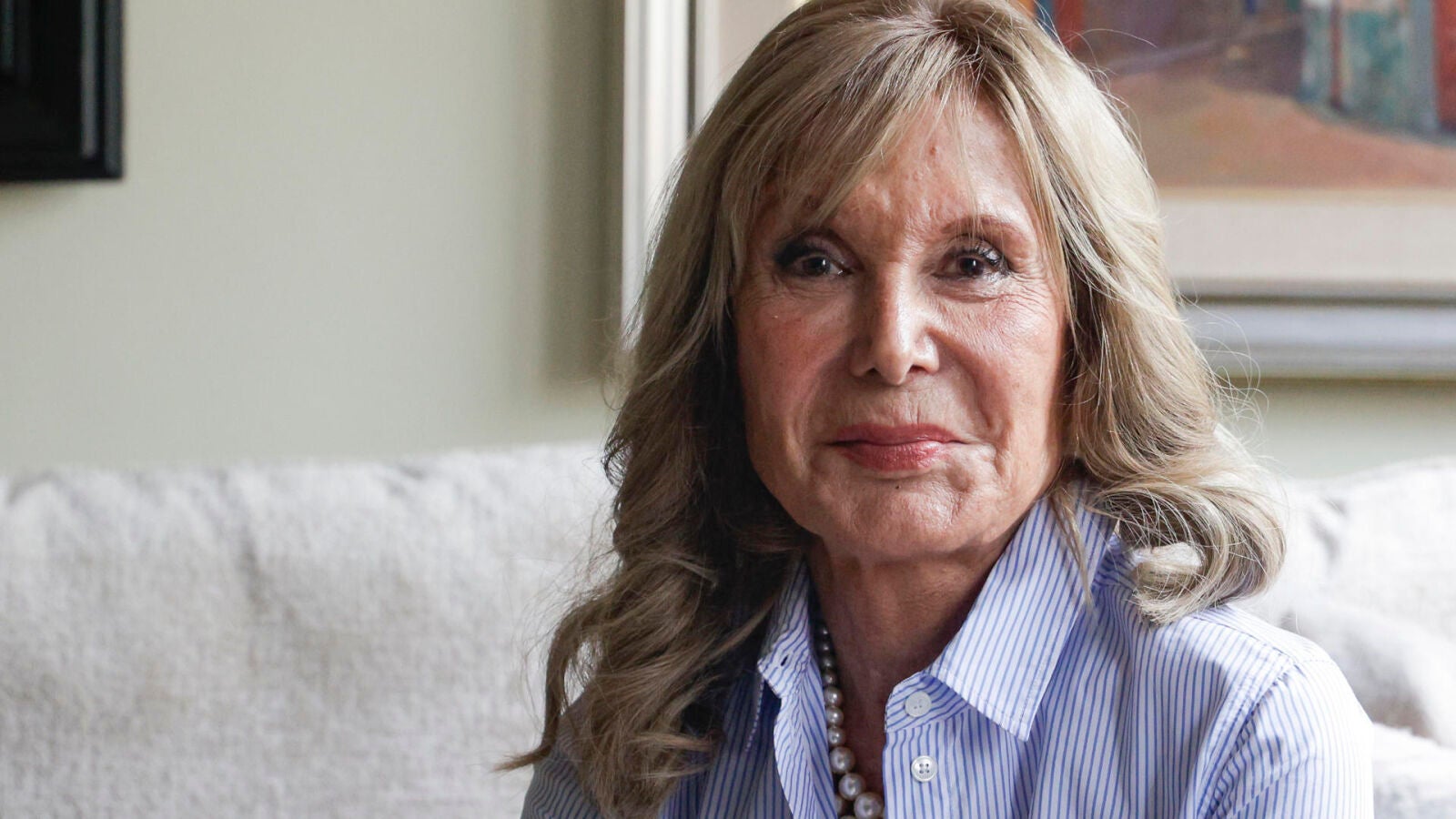 Pilar Eyre: 
