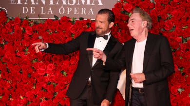 Banderas y Andrew Lloyd Weber, juntos en El fantasma de la ópera, su primera producción