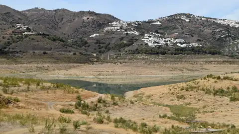 La Viñuela, el mayor embalse de Málaga La Viñuela, el mayor embalse de Málaga