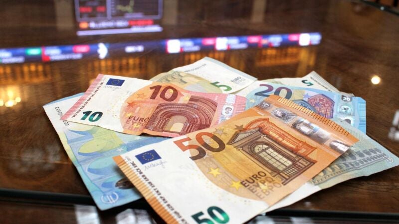 La riqueza financiera de las familias sigue creciendo y supera los 2 billones de euros