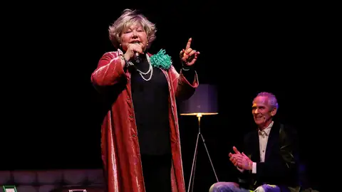 La cantante Karina y el actor Carlos Manuel Díaz actúan en la obra Yo soy Karina La cantante Karina y el actor Carlos Manuel Díaz actúan en la obra Yo soy Karina