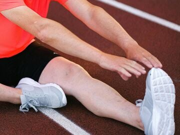 Hombre mayor haciendo ejercicio