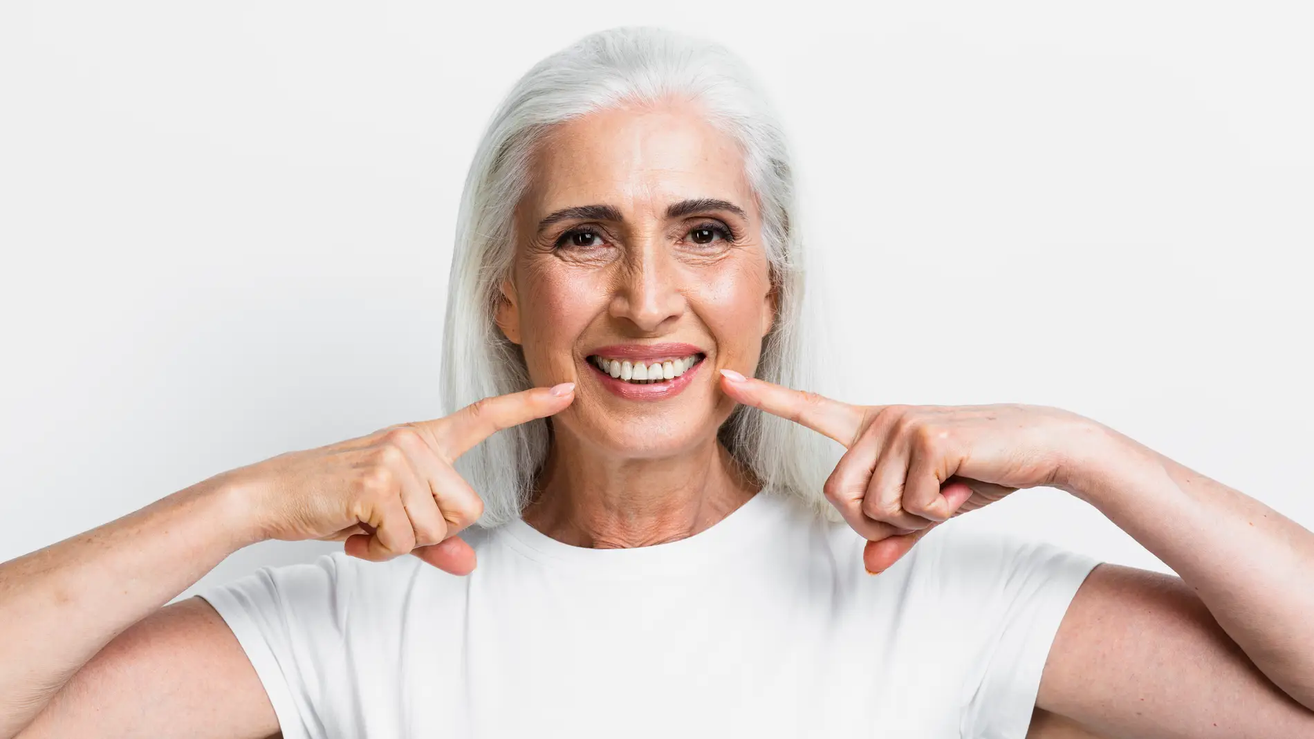 La salud dental puede afectar al estado anímico de los mayores 