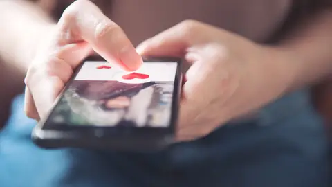 Web de citas a través de un smartphone Web de citas a través de un smartphone