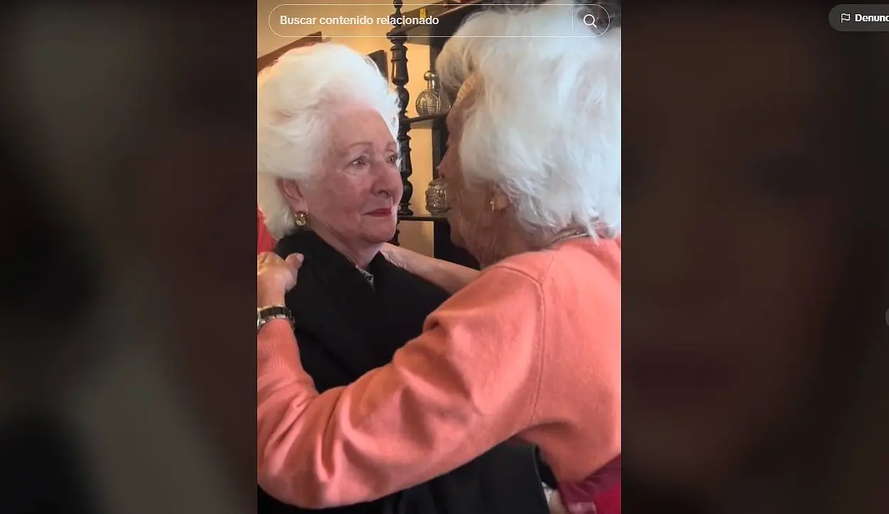 Sorprende a su mejor amiga de 91 años tras 15 sin verse