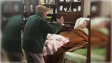 El entrañable baile de un abuelo para animar a su mujer con Alzheimer que está enamorando a todos