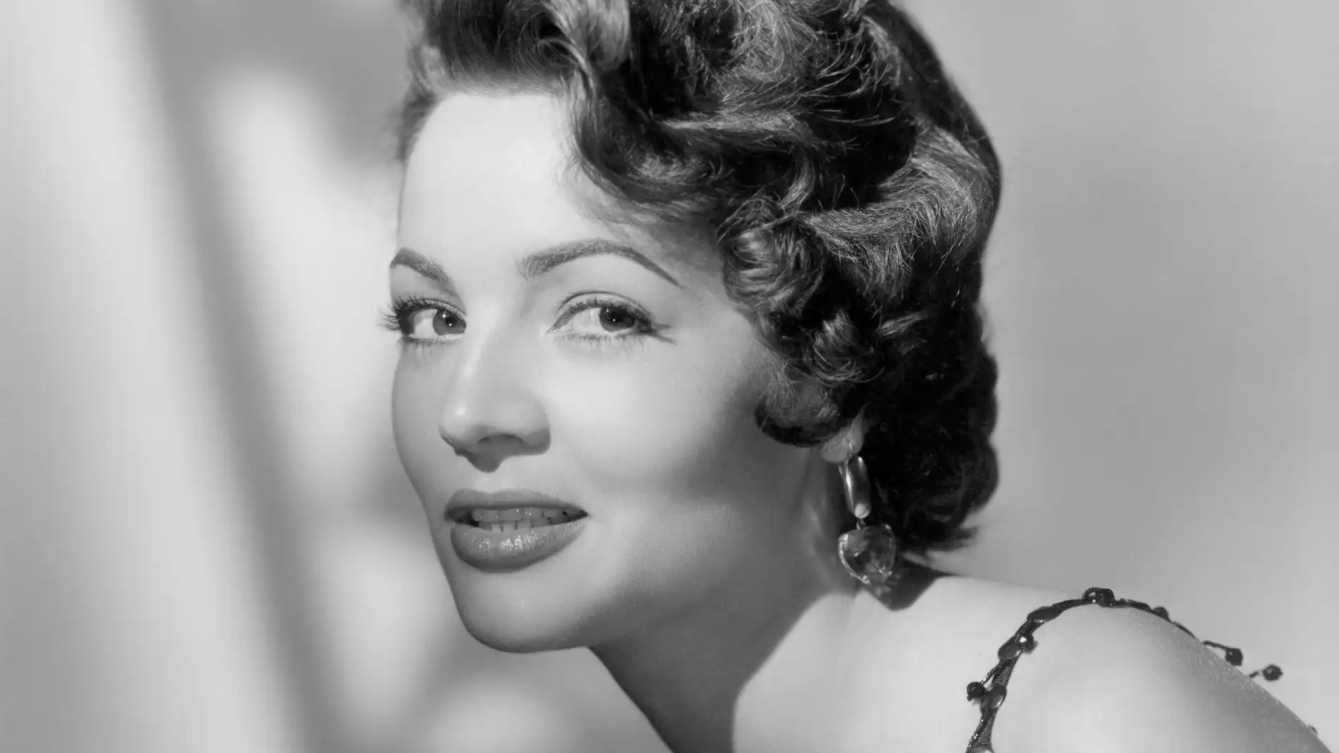 Sara Montiel en Serenade 1956