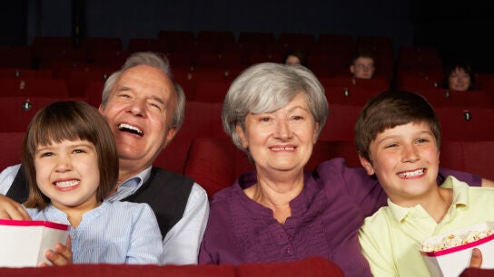 Abuelos y nietos en el cine
