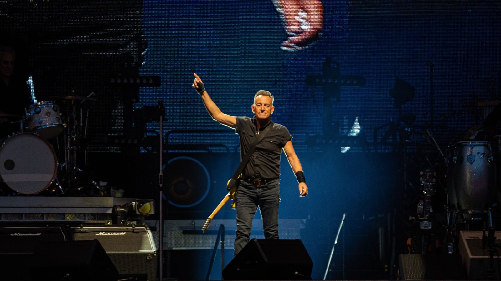 Bruce Springsteen pospone su gira por 