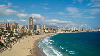 Benidorm, recibe el certificado AENOR por su compromiso con las personas mayores