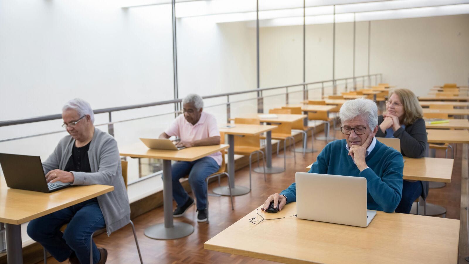Madrid lanza un programa interuniversitario para las personas mayores