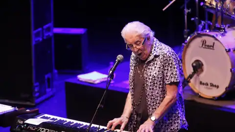 John Mayall, referente del blues y del rock, en un concierto en 2017 John Mayall, referente del blues y del rock, en un concierto en 2017