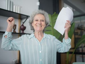 Las pensiones no contributivas incluyen un nuevo beneficio de 525 euros, esta es su fecha limite
