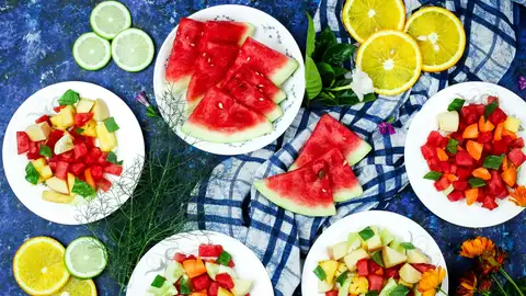 Estos son los alimentos que te ayudan a mantenerte hidratado durante el verano Estos son los alimentos que te ayudan a mantenerte hidratado durante el verano