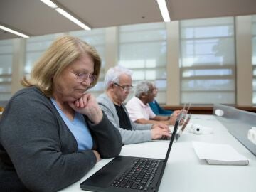 La educaci&oacute;n continua para mayores: clave para un envejecimiento activo