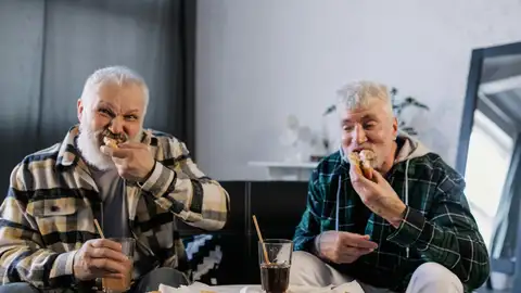 Según un estudio, una dieta alta en azúcares y grasa impacta en tu salud mental Según un estudio, una dieta alta en azúcares y grasa impacta en tu salud mental