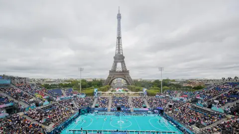 Paris 2024 Summer Paralympic Games - Football for the blind 03 September 2024, France, Paris: A view of the Eiffel Tower Stadium during the blind soccer match between Argentina and Japan at Eiffel Tower Stadium during the Paris 2024 Summer Paralympic Games. Photo: Julian Stratenschulte/dpa 03/09/2024 ONLY FOR USE IN SPAIN