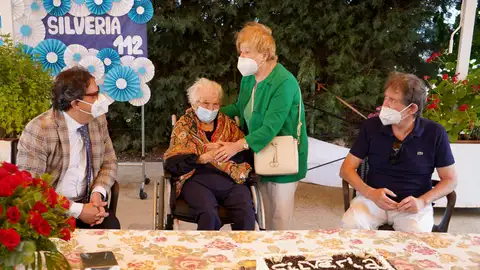 Imagen de archivo de Silveria Martín en la celebración de su 112 Imagen de archivo de Silveria Martín en la celebración de su 112