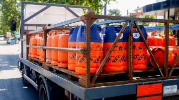 Cami&oacute;n de bombonas de butano