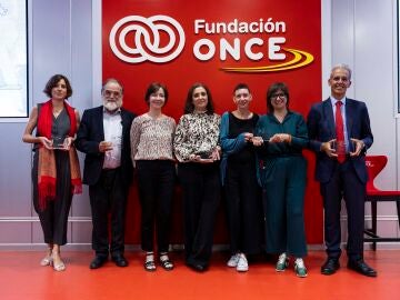 Atresmedia premiada por la labor de Hablando en Plata