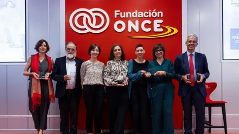 Atresmedia premiada por la labor de Hablando en Plata Atresmedia premiada por la labor de Hablando en Plata