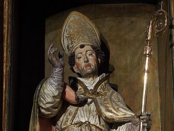 Capilla de San Froil&aacute;n, Catedral de Santa Mar&iacute;a de Lugo. Escultura en madera policromada de Francisco de Moure.