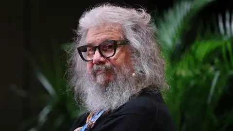 George Drakoulias productor musical greco-estadounidense George Drakoulias productor musical greco-estadounidense