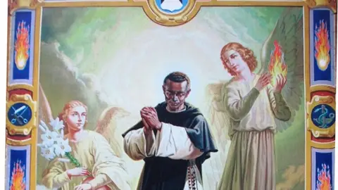Glorificación de san Martín de Porres del artista italiano Fausto Conti Glorificación de san Martín de Porres del artista italiano Fausto Conti