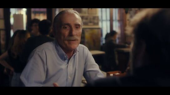 "Los hartaban de bofetadas": Juan y Medio denuncia lo que han tenido que sufrir los ancianos homosexuales que acuden a su programa