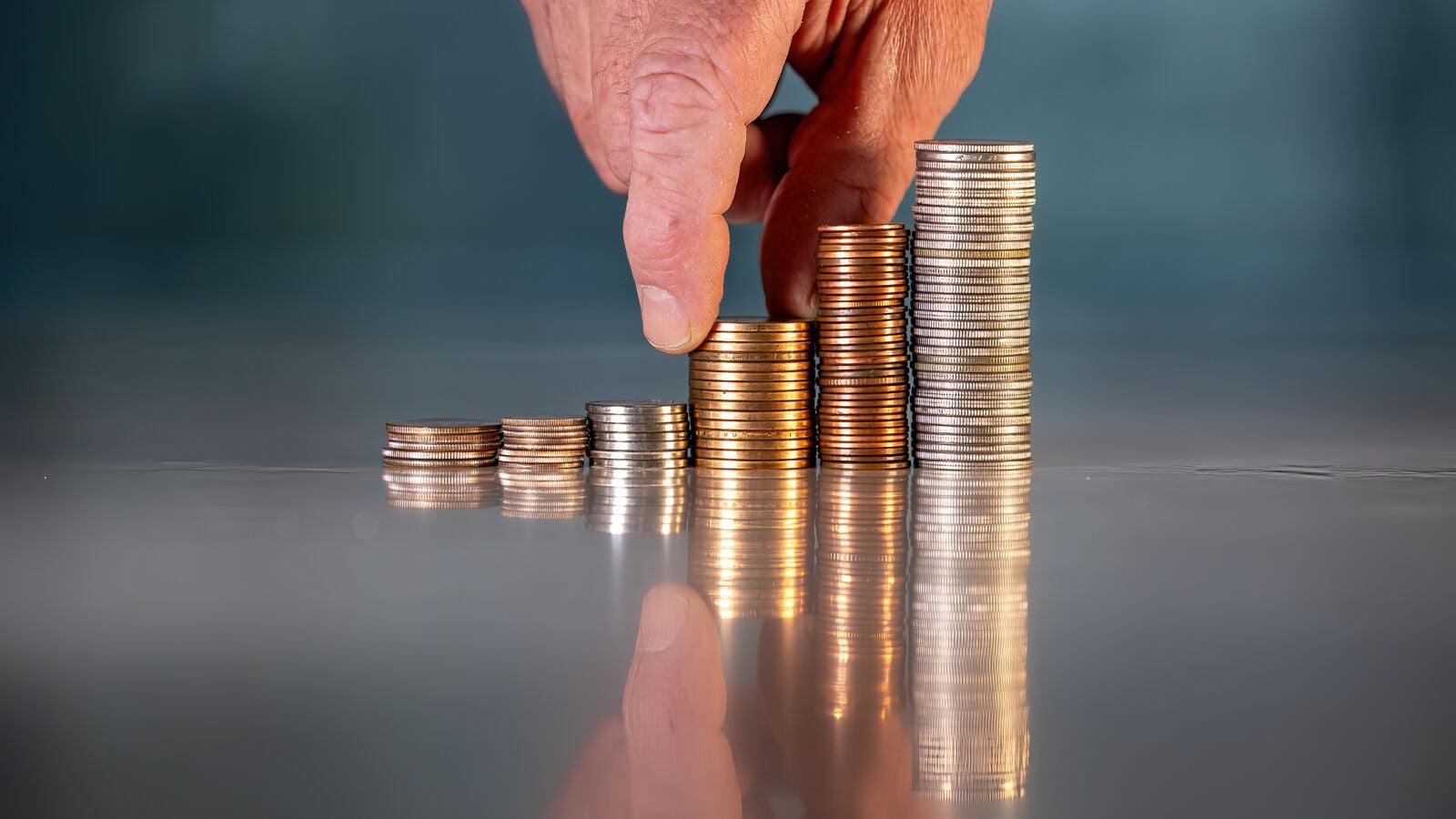 El nuevo decreto ómnibus entrará en vigor este jueves y mantiene la revalorización de las pensiones