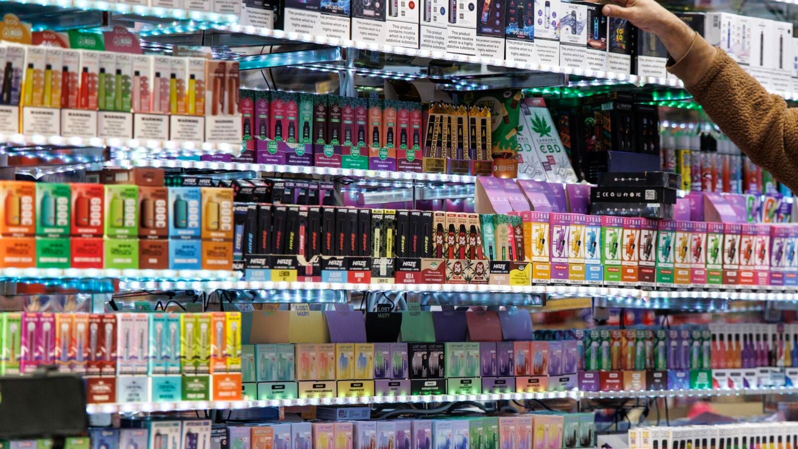 Hacienda mantiene la entrada en vigor del impuesto a los vapeadores en abril