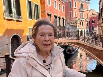 Dolores cumple su sue&ntilde;o de visitar el Carnaval de Venecia