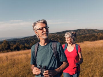 Pareja de excursi&oacute;n