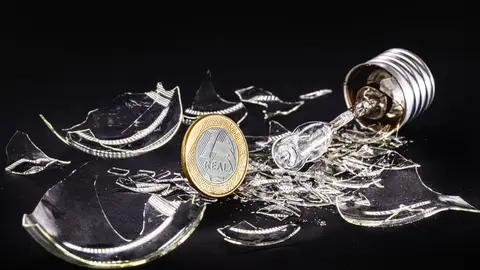 Bombilla rota Bombilla rota