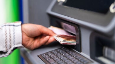 Estas son las fechas para cobrar la pensión de jubilación en junio 2025, que viene con paga extra