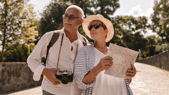 Personas mayores de viaje