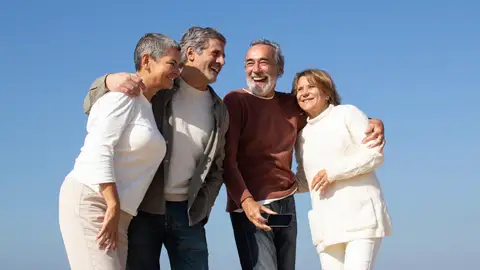 Grupo de personas mayores Grupo de personas mayores