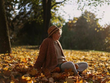Mujer mayor en oto&ntilde;o