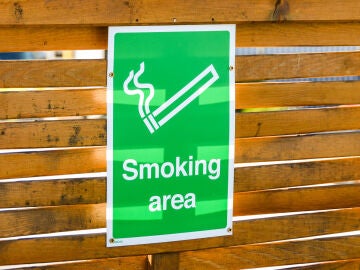 &Aacute;rea de fumadores